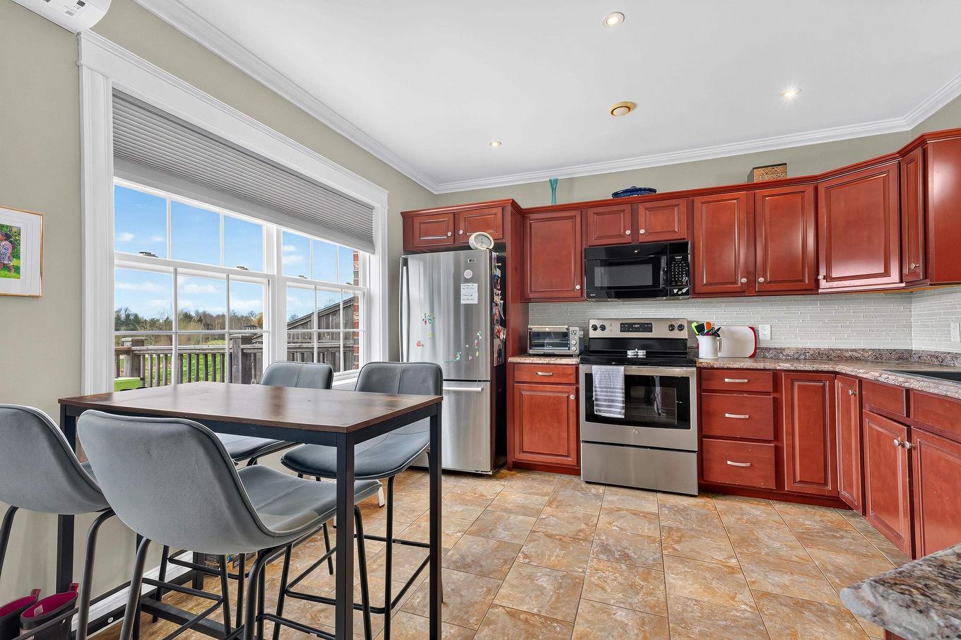15 Cameron Hights, Stratford, PE