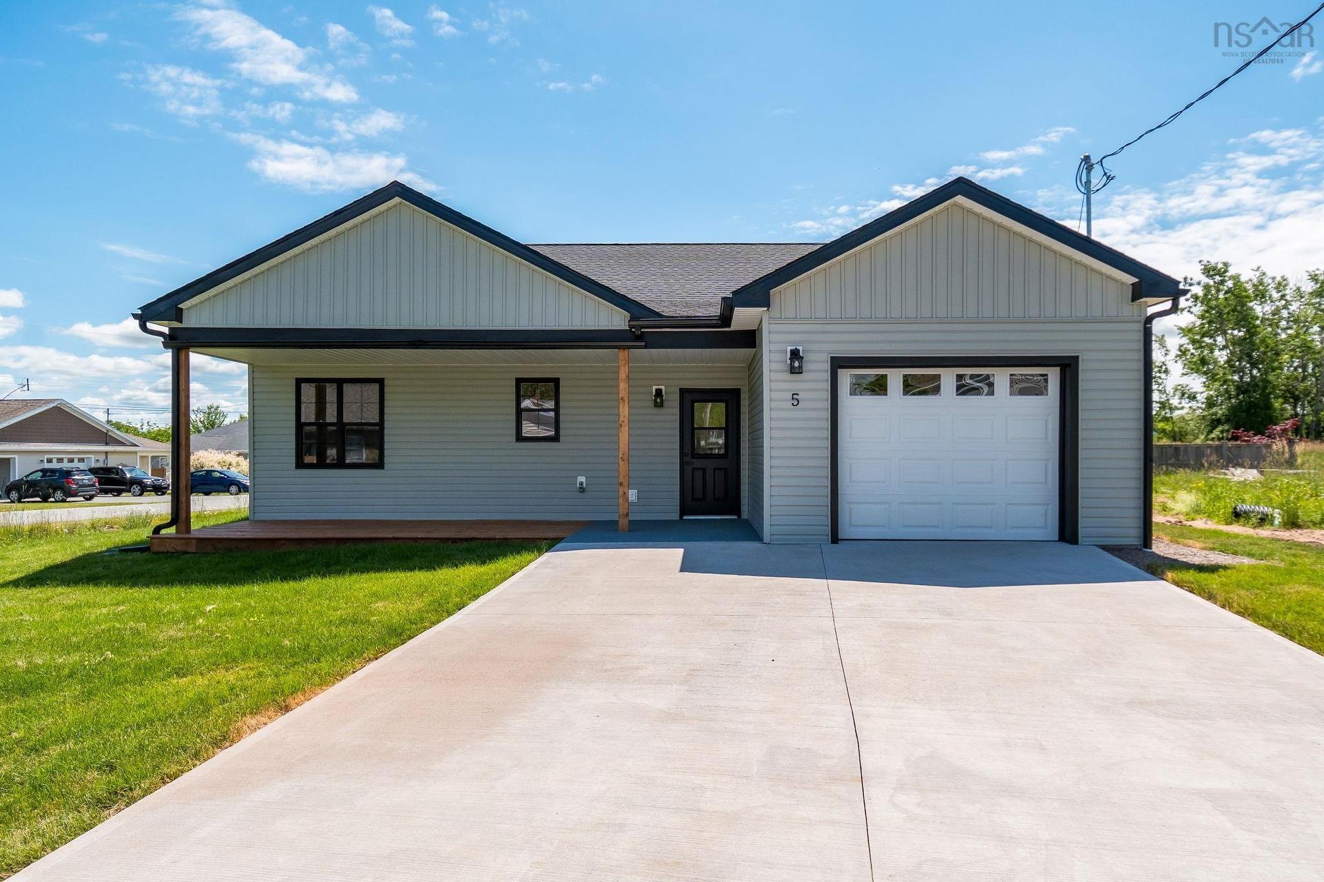 5 Mccully Crescent, Hantsport, NS