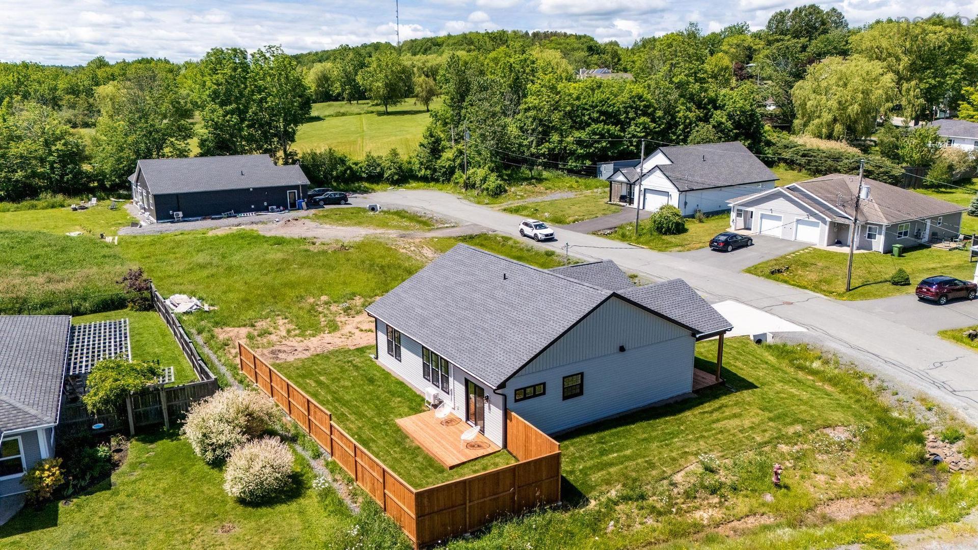 5 Mccully Crescent, Hantsport, NS