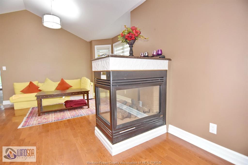 Upper-4305 Casgrain, Windsor, ON