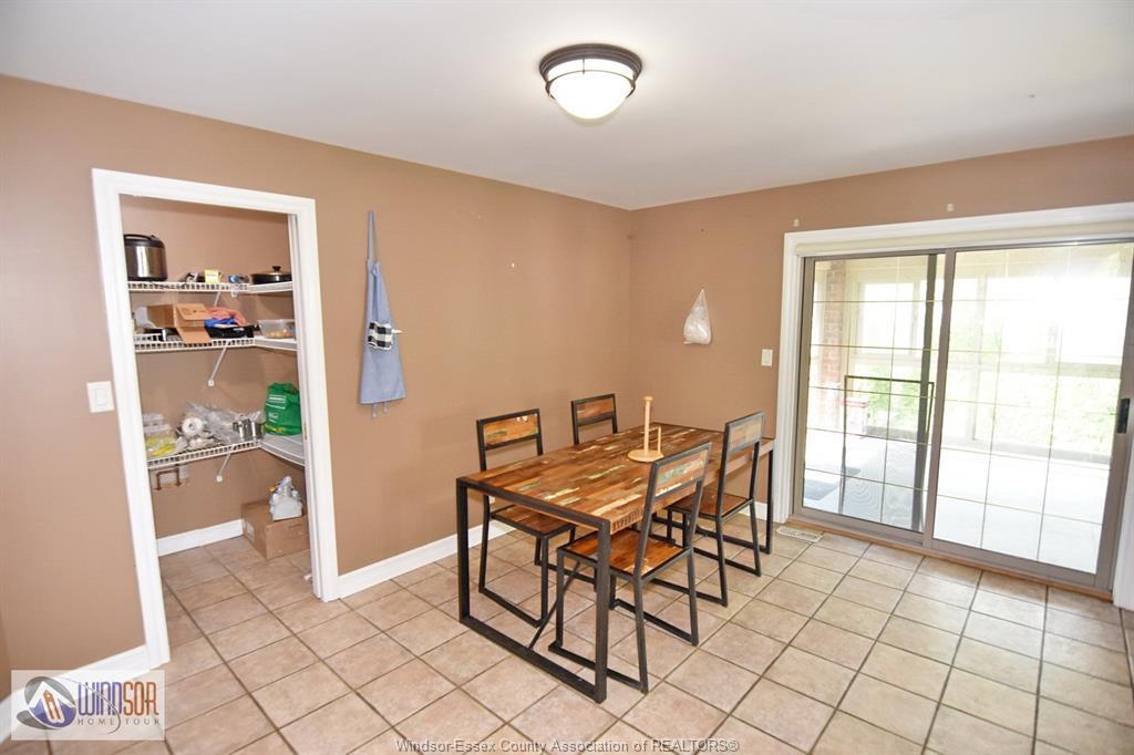 Upper-4305 Casgrain, Windsor, ON