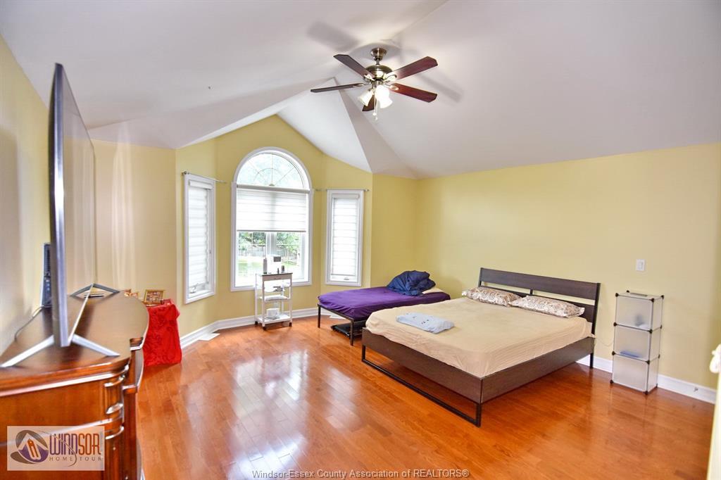 Upper-4305 Casgrain, Windsor, ON