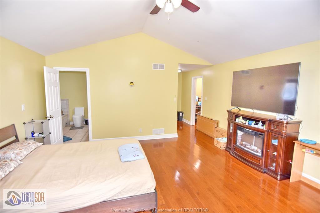 Upper-4305 Casgrain, Windsor, ON