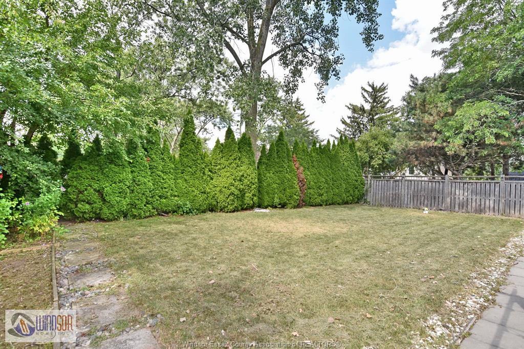 Upper-4305 Casgrain, Windsor, ON