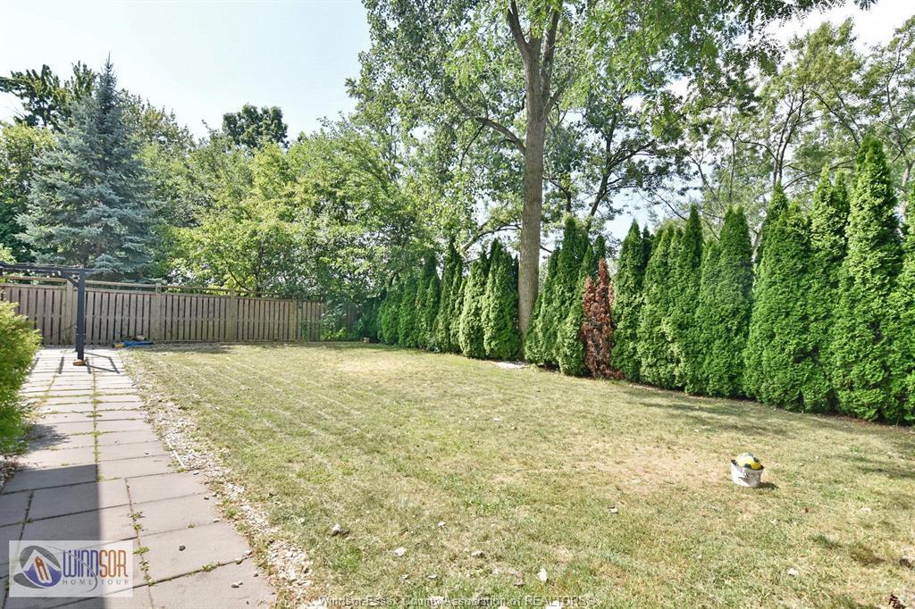 Upper-4305 Casgrain, Windsor, ON