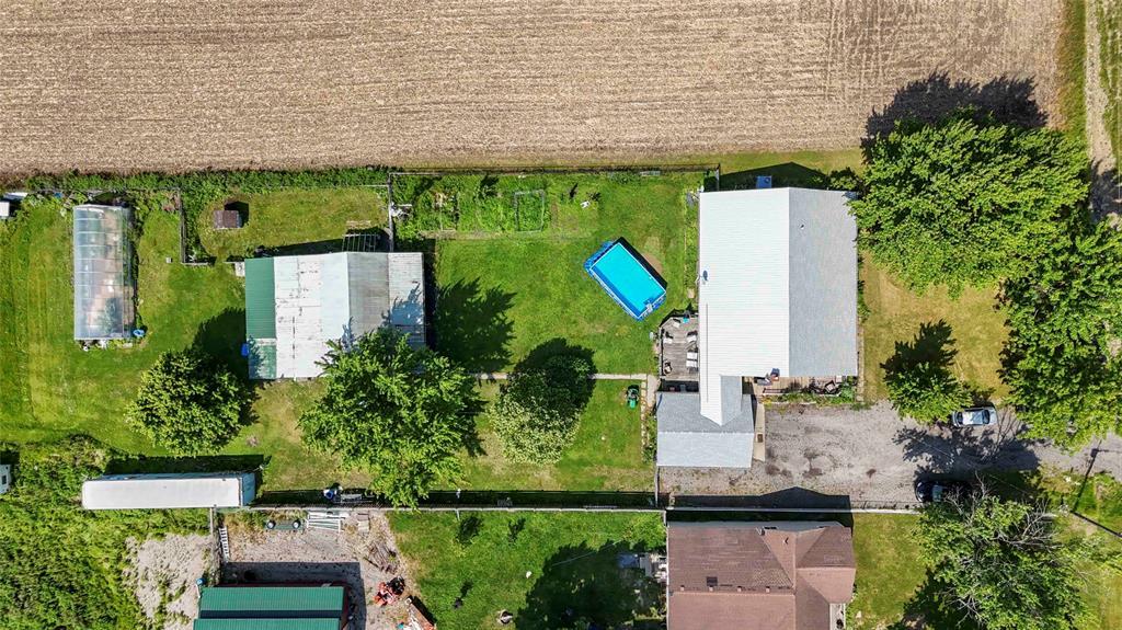 3327 Petrolia Line, Petrolia, ON