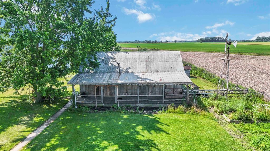 3327 Petrolia Line, Petrolia, ON