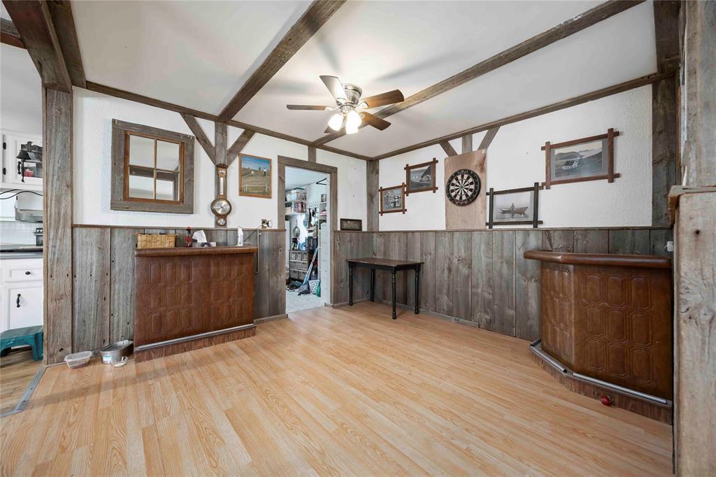3327 Petrolia Line, Petrolia, ON