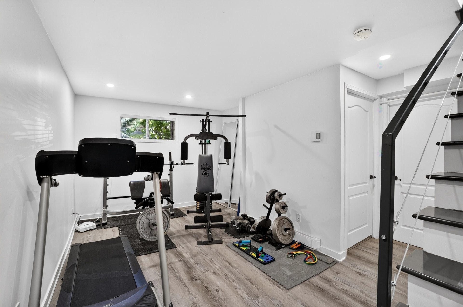 Family Room - 422 Rue St-Laurent, Saint-Eustache, QC