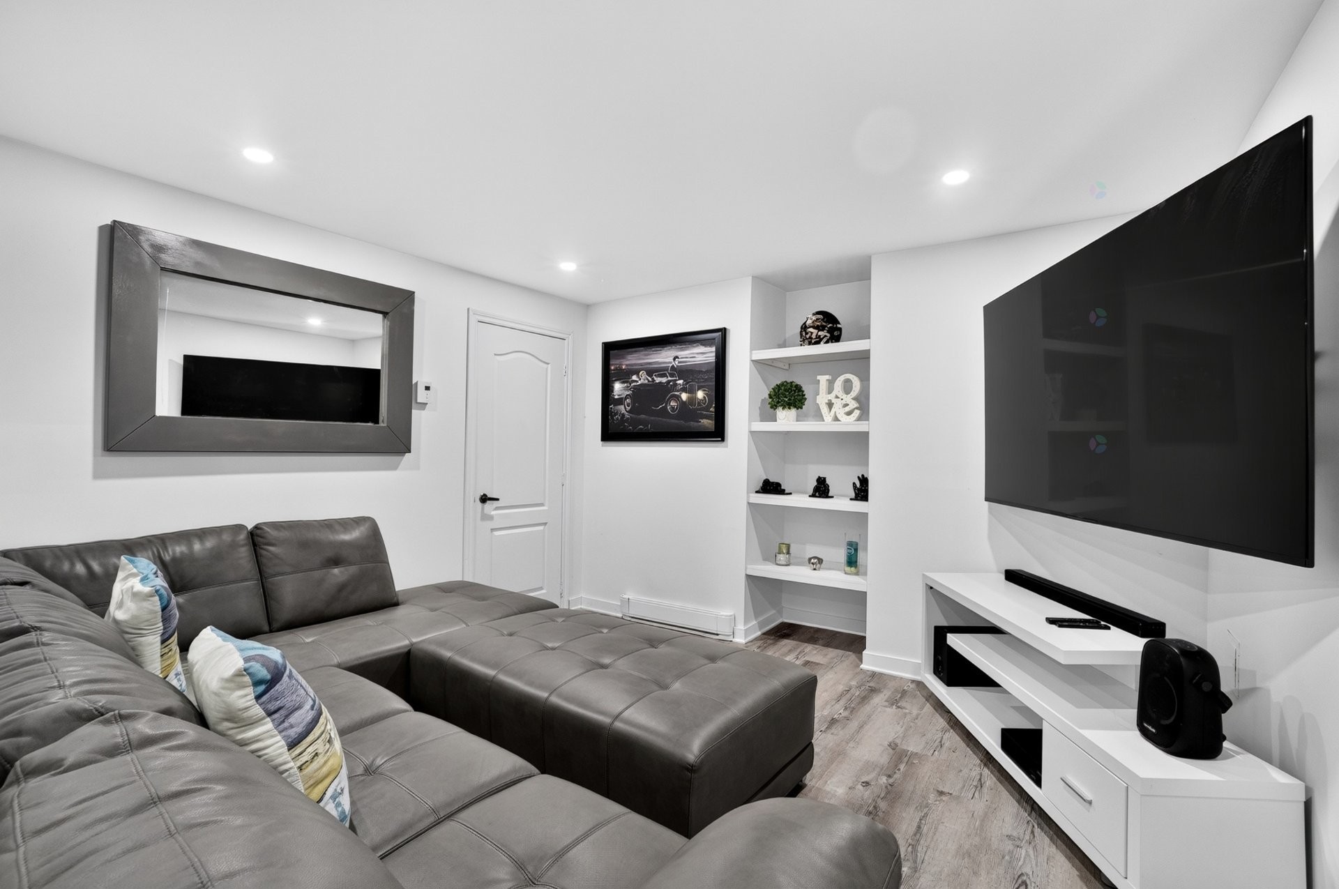 Family Room - 422 Rue St-Laurent, Saint-Eustache, QC