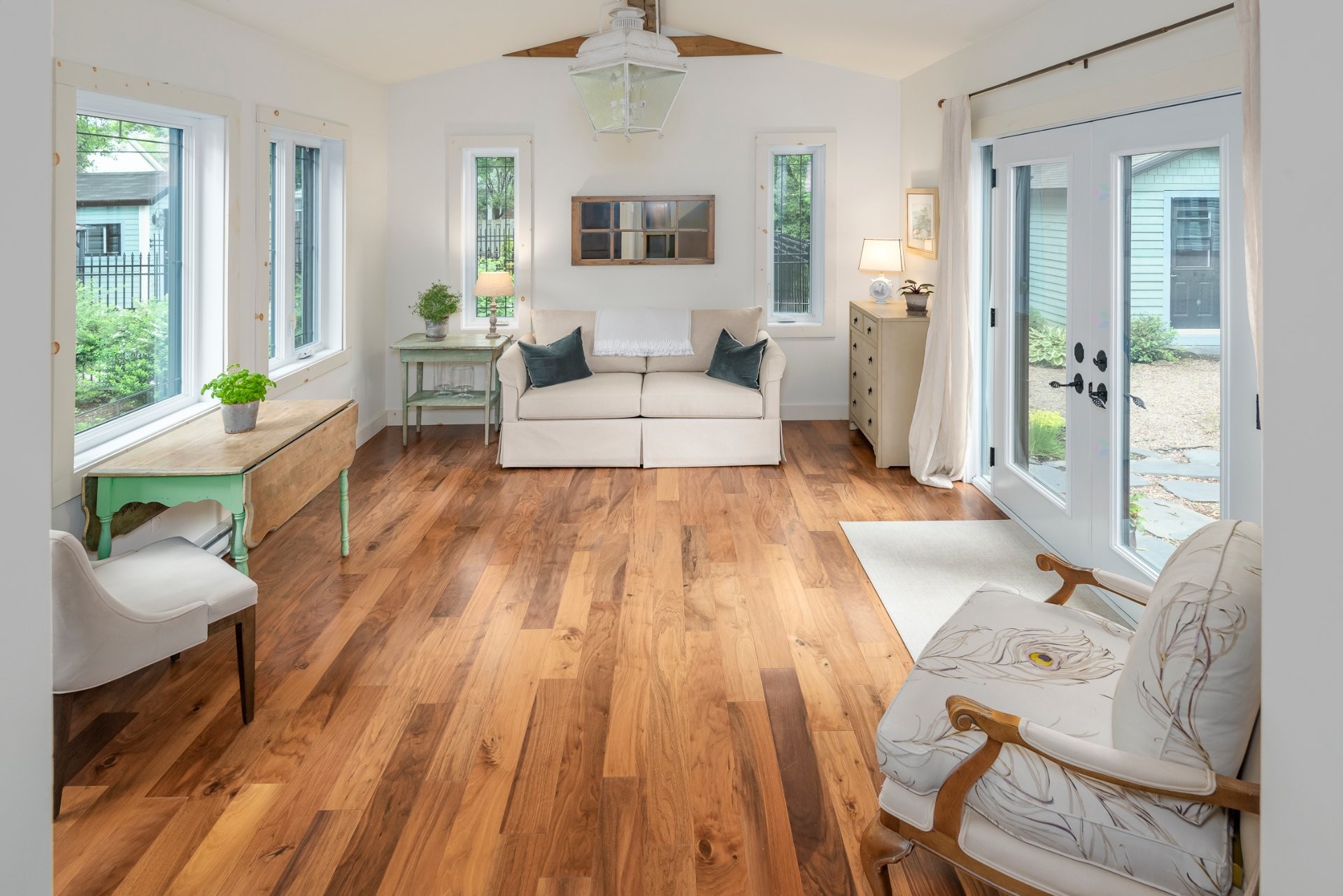 Den - 117 Av. St-Andrew, Beaconsfield, QC