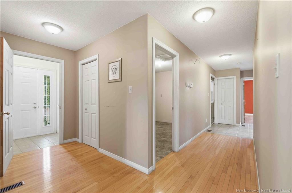 452 Pleasant Dr, Minto, NB