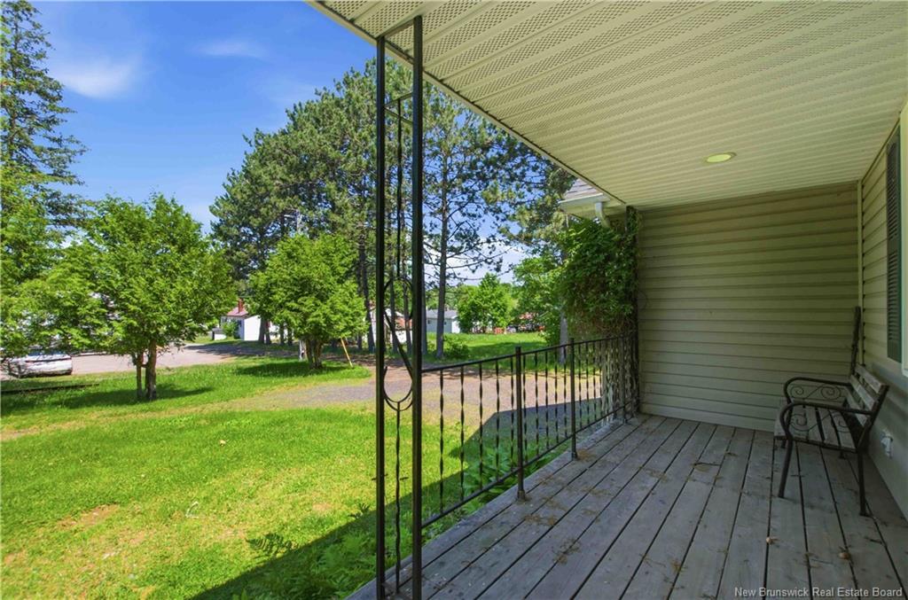 452 Pleasant Dr, Minto, NB
