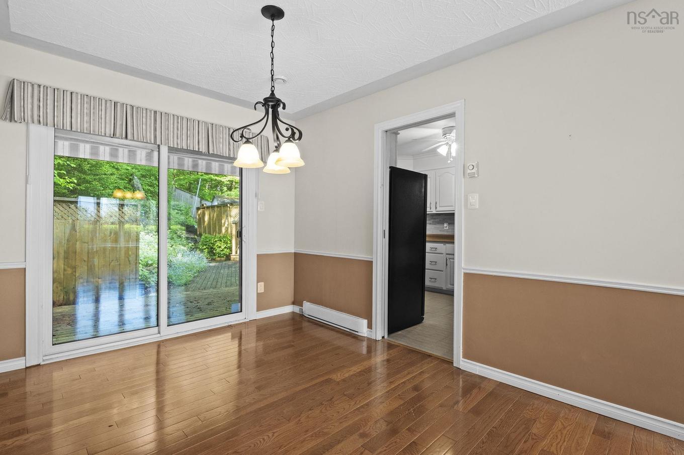 10 Plymouth Street, Halifax, NS - Indoor Photo Showing Other Room