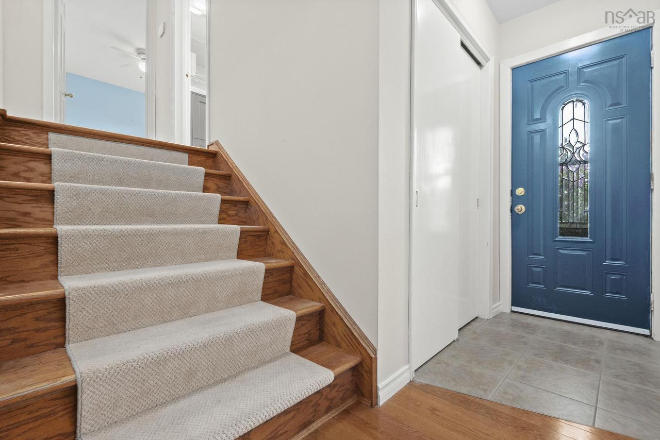 10 Plymouth Street, Halifax, NS - Indoor Photo Showing Other Room