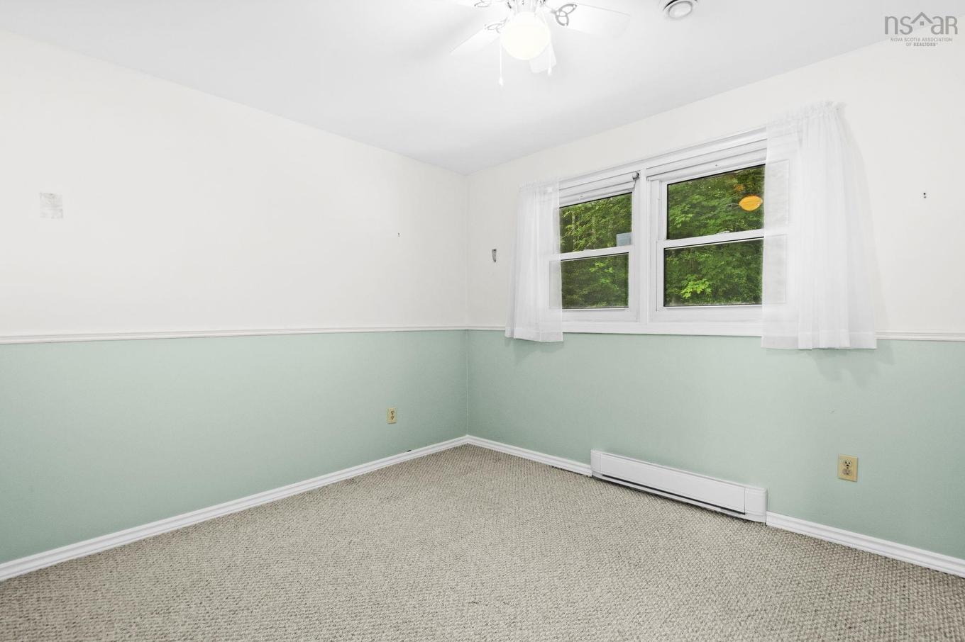 10 Plymouth Street, Halifax, NS - Indoor Photo Showing Other Room