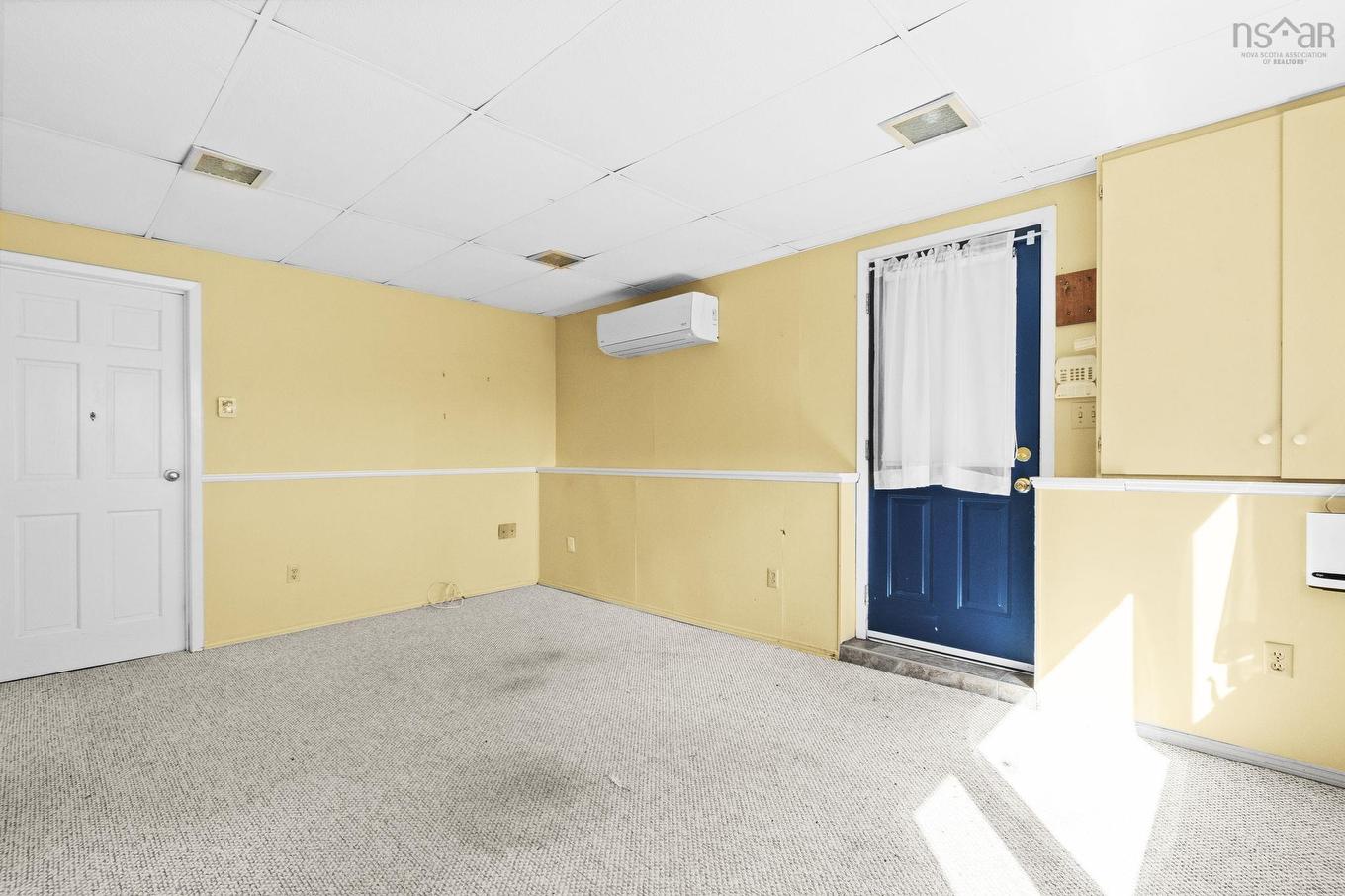 10 Plymouth Street, Halifax, NS - Indoor Photo Showing Other Room