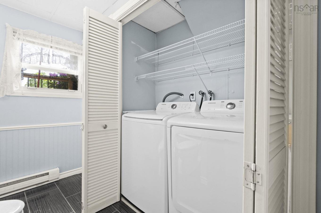 10 Plymouth Street, Halifax, NS - Indoor Photo Showing Laundry Room