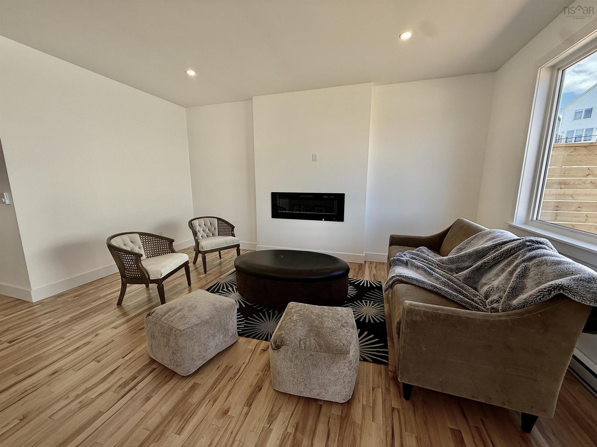 164 Provence Way, Timberlea, NS - Indoor Photo Showing Living Room