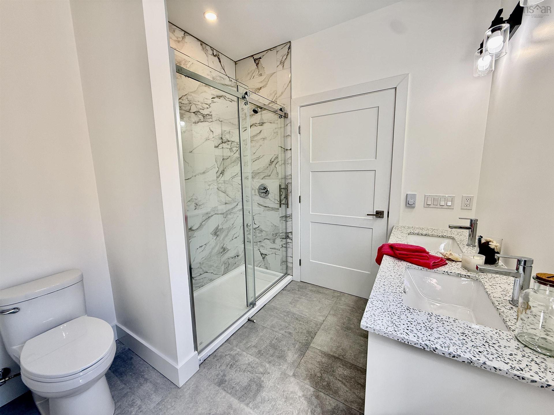 164 Provence Way, Timberlea, NS - Indoor Photo Showing Bathroom