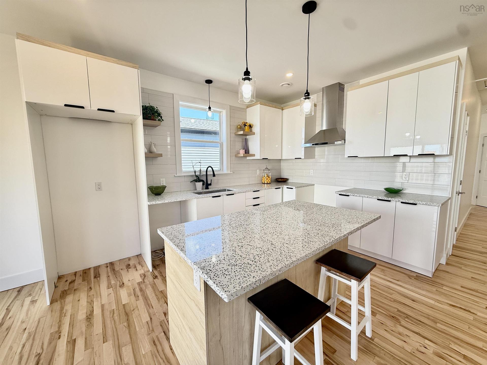 164 Provence Way, Timberlea, NS - Indoor Photo Showing Kitchen With Upgraded Kitchen