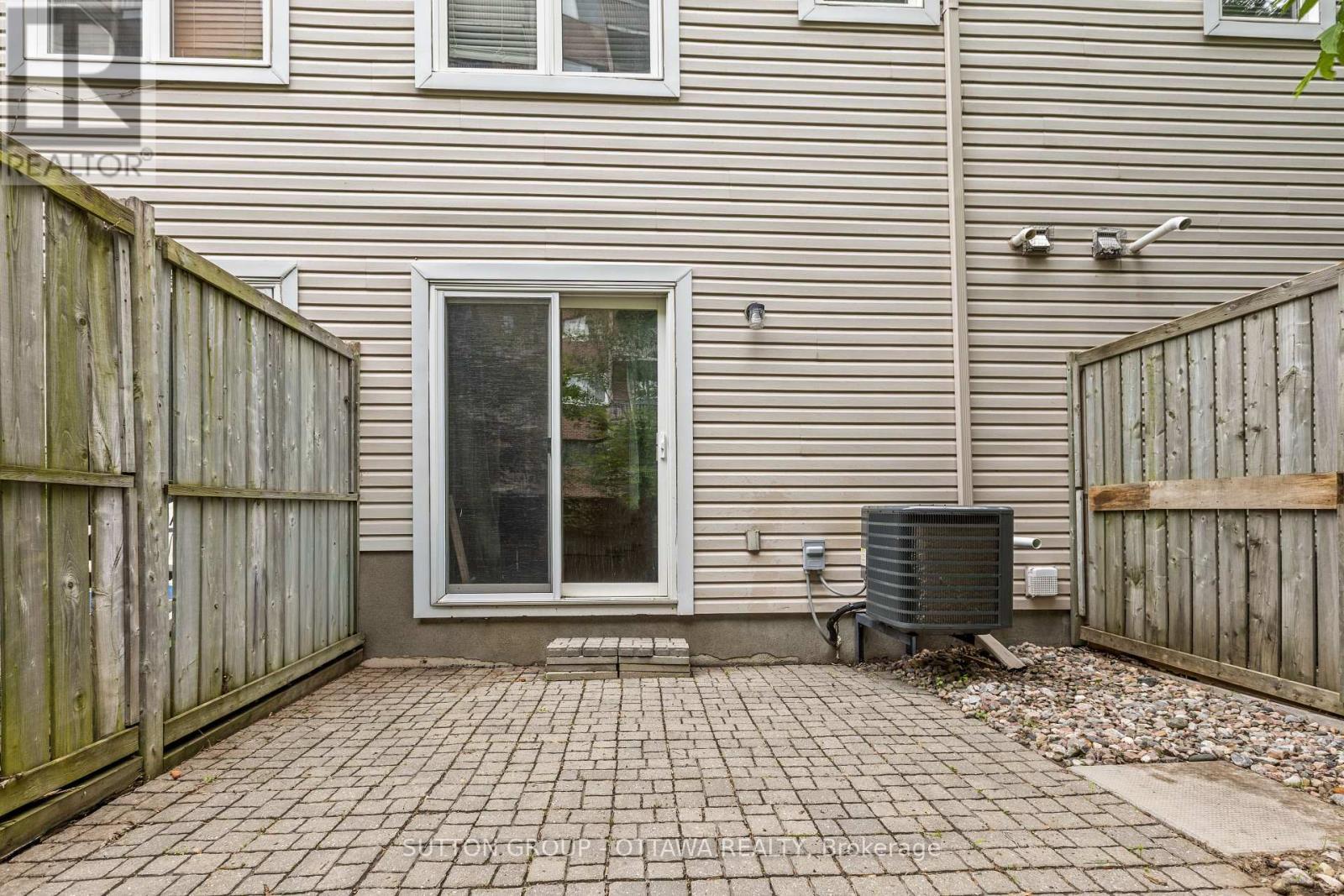 318 Gotham Private, Ottawa, ON