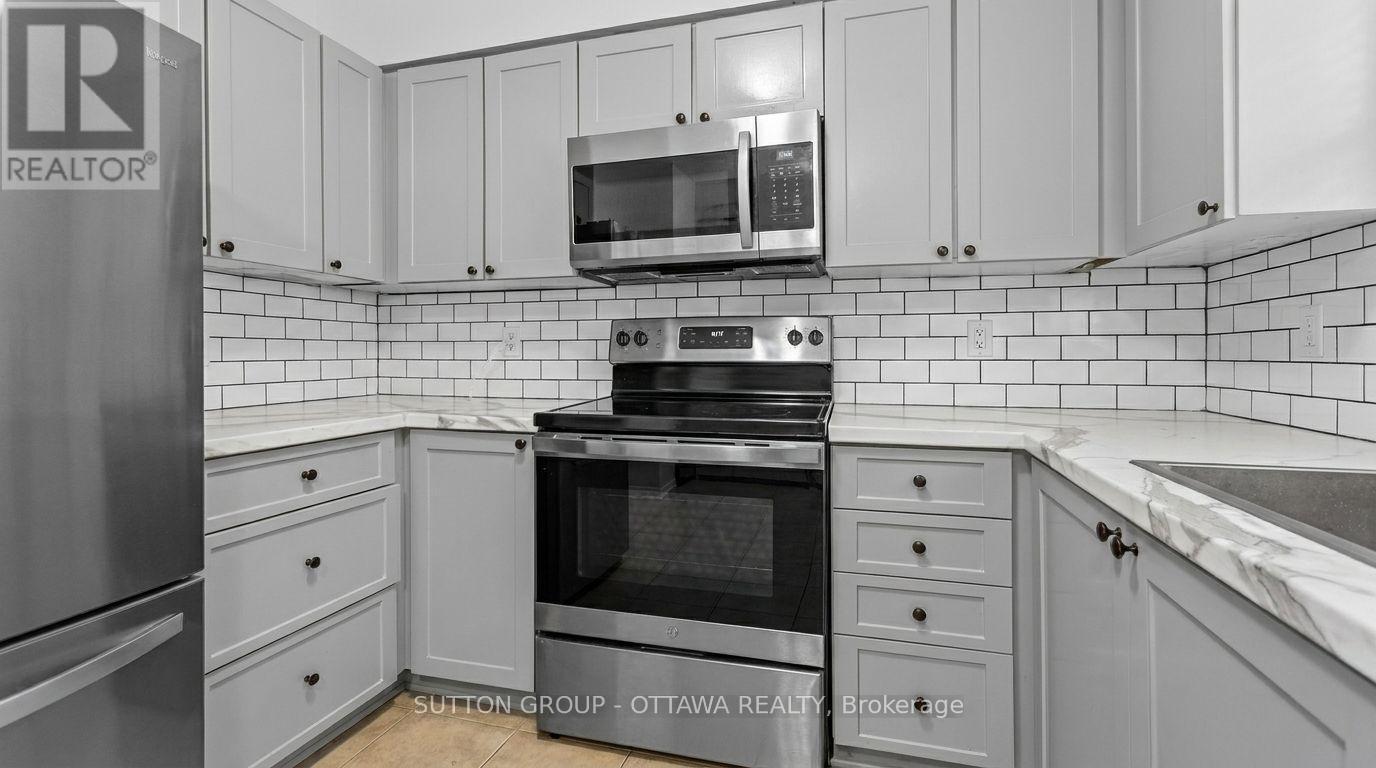 318 Gotham Private, Ottawa, ON