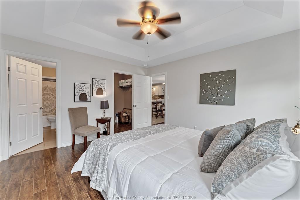 1535 Luxury, Windsor, ON