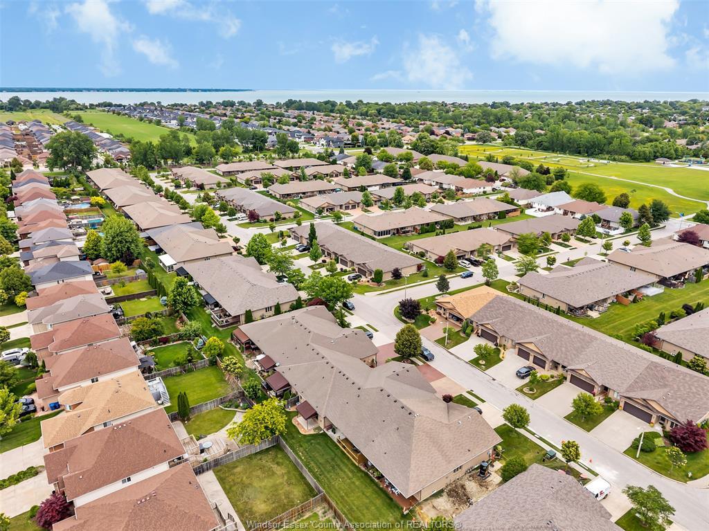 1535 Luxury, Windsor, ON