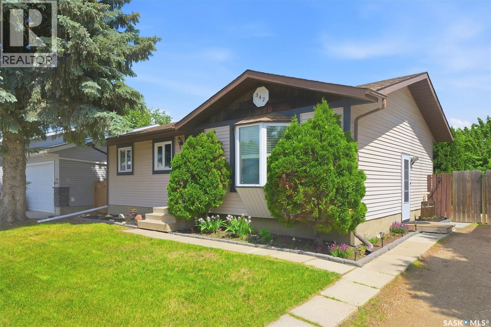 342 Wollaston Rise, Saskatoon, SK