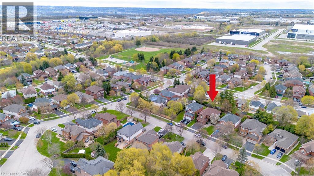 5 Shetland Drive, Waterdown, ON