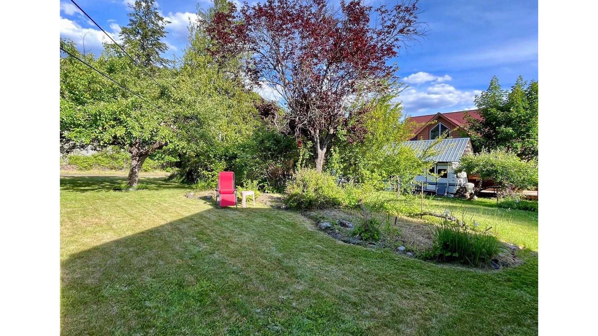 112 Josephine Street, New Denver, BC