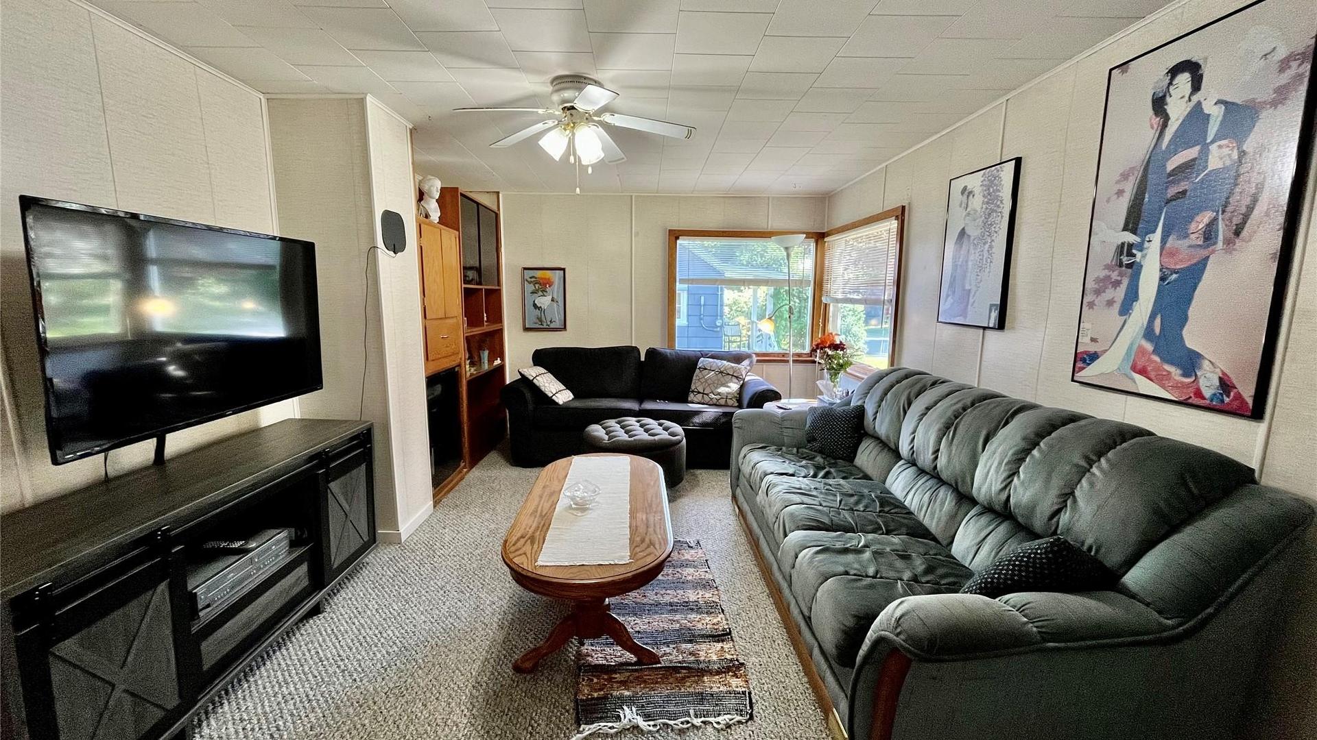112 Josephine Street, New Denver, BC