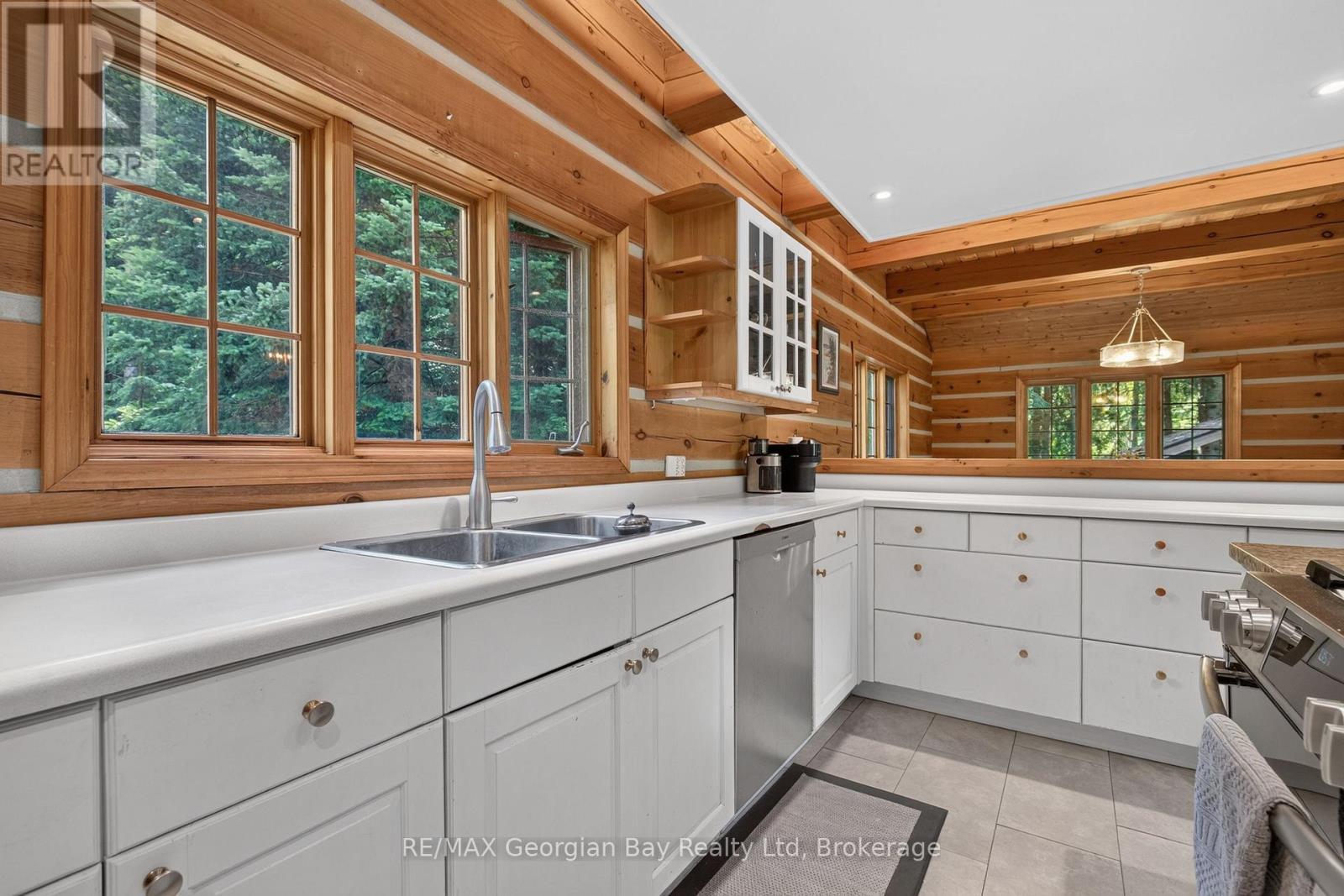 19 Kingfisher Crescent, Tiny, ON - Indoor Photo Showing Kitchen With Double Sink