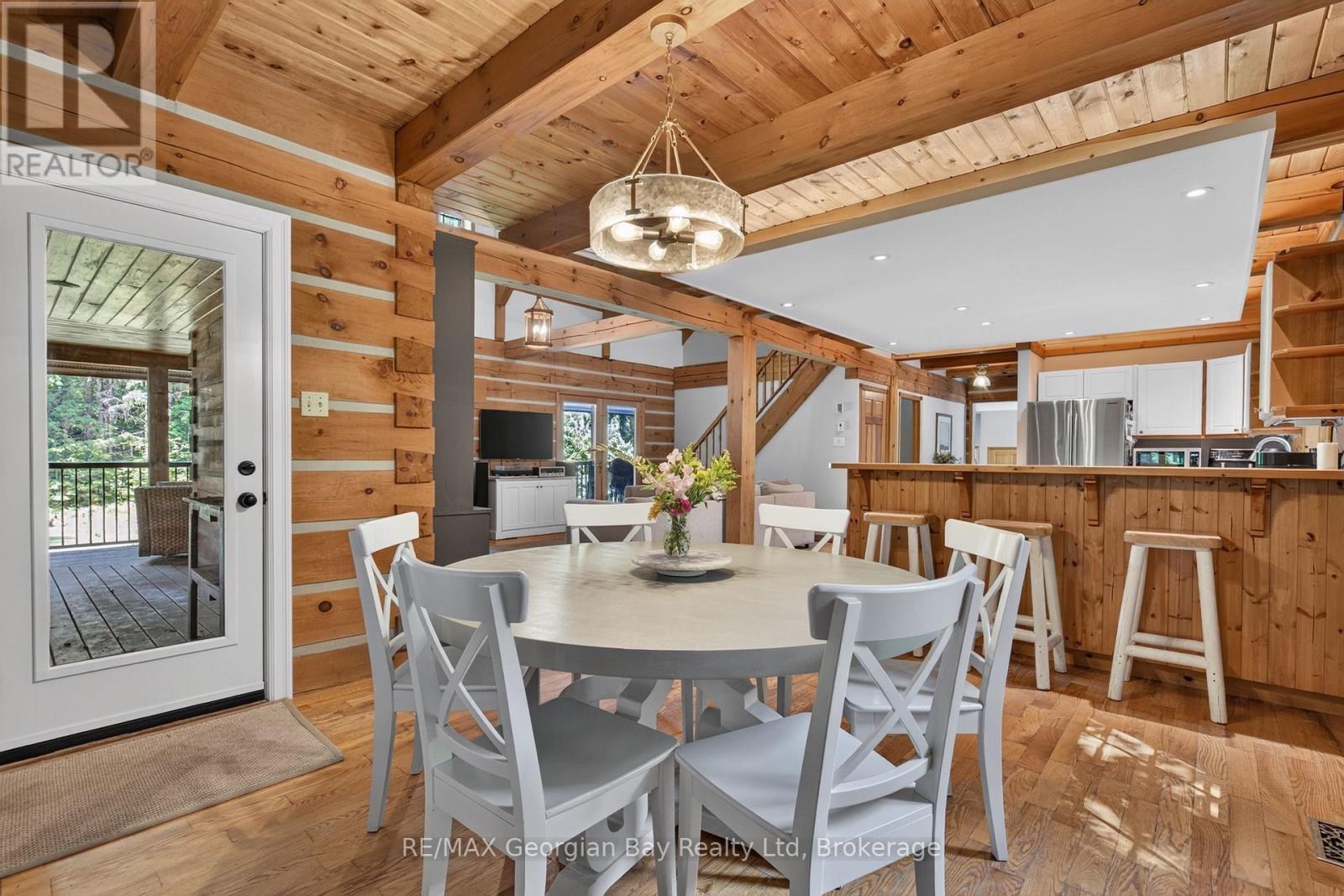 19 Kingfisher Crescent, Tiny, ON - Indoor Photo Showing Dining Room