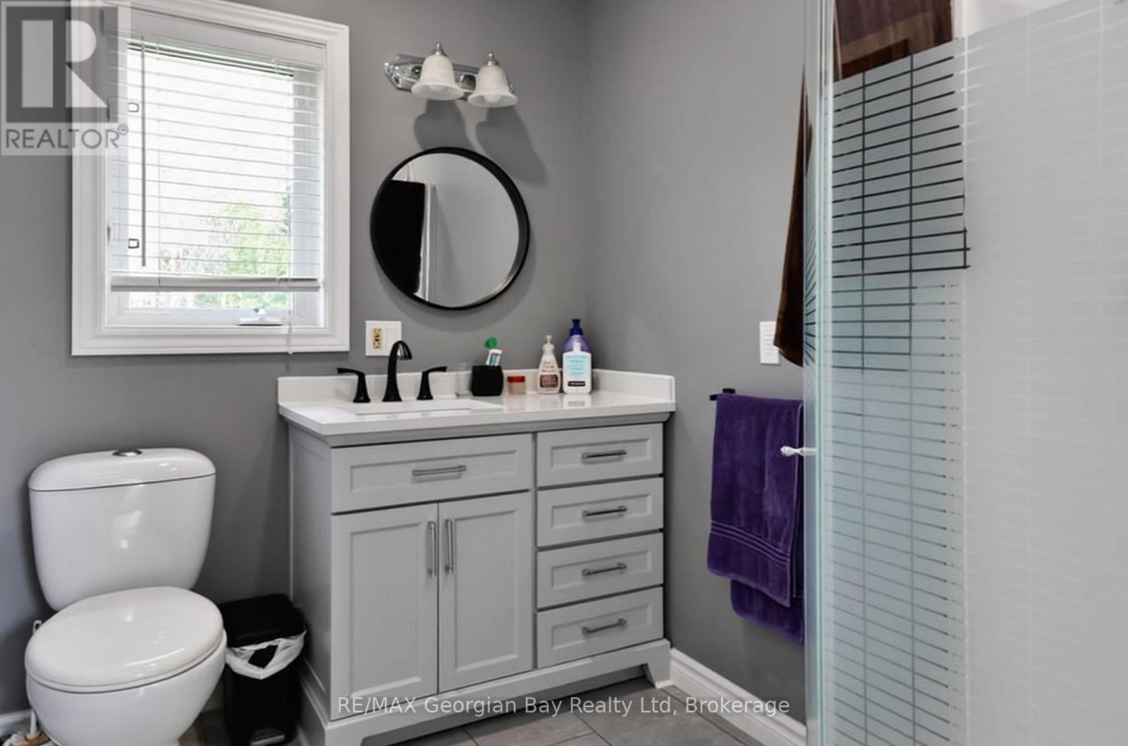 MAIN BATH - 4 Moore Avenue, Tay, ON - Indoor Photo Showing Bathroom