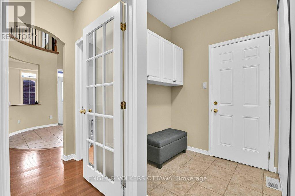 49 Grenwich Circle, Ottawa, ON