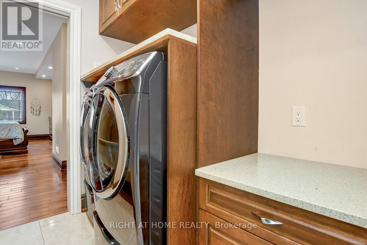 1271 Field Street, Ottawa, ON