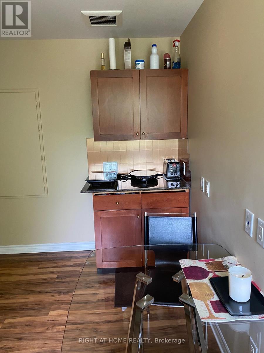 1271 Field Street, Ottawa, ON