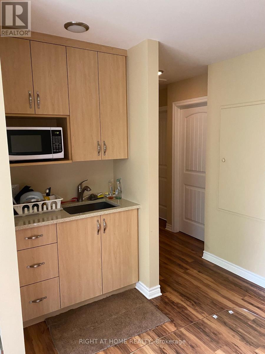 1271 Field Street, Ottawa, ON