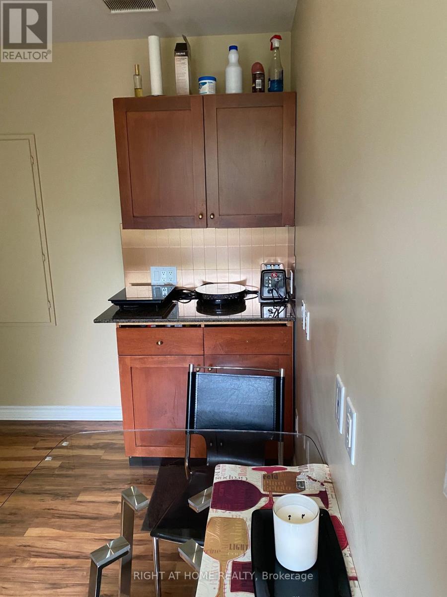 1271 Field Street, Ottawa, ON