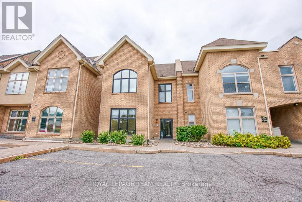 84 Centrepointe Drive, Ottawa, ON