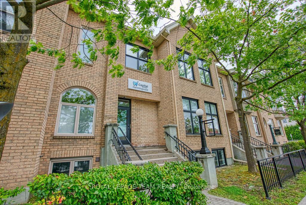 84 Centrepointe Drive, Ottawa, ON