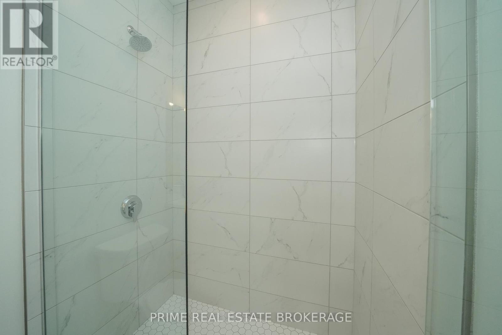 Unit to be built - Photos are of model unit. - 6 - 62 Compass Trail, Central Elgin (Port Stanley), ON