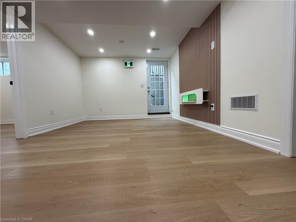 4 Waterside Drive Unit# Lower, Hamilton, ON