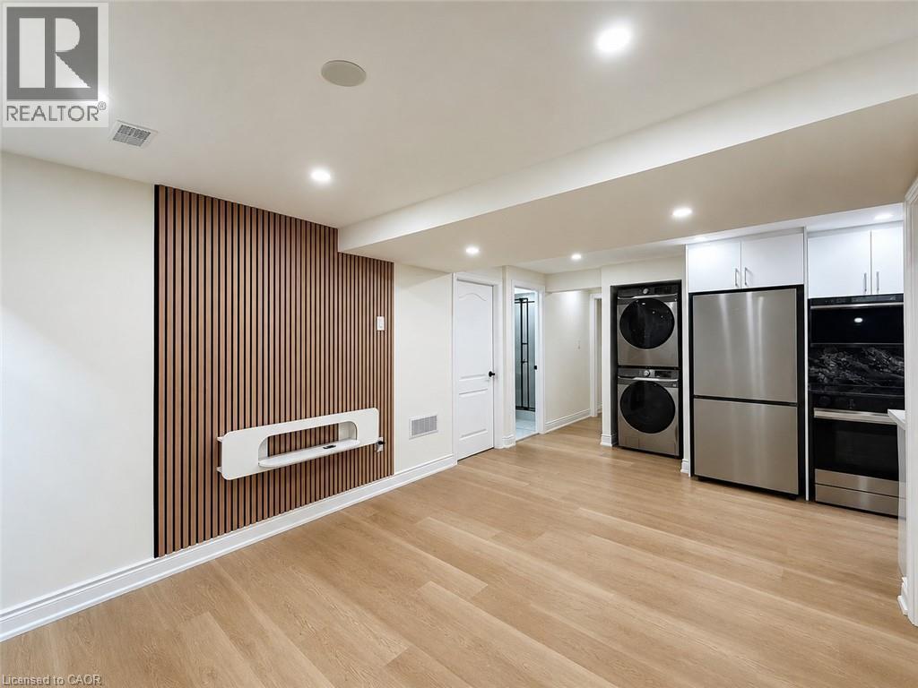 4 Waterside Drive Unit# Lower, Hamilton, ON