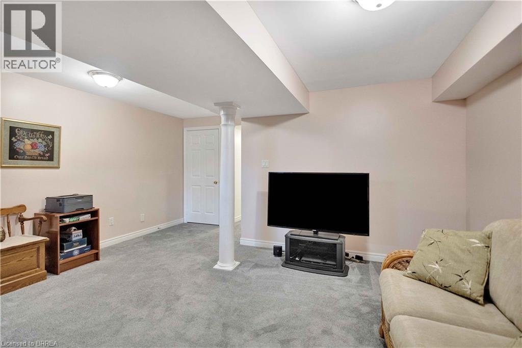Recreation Room - 120 Beddoe Drive Unit# 6, Hamilton, ON