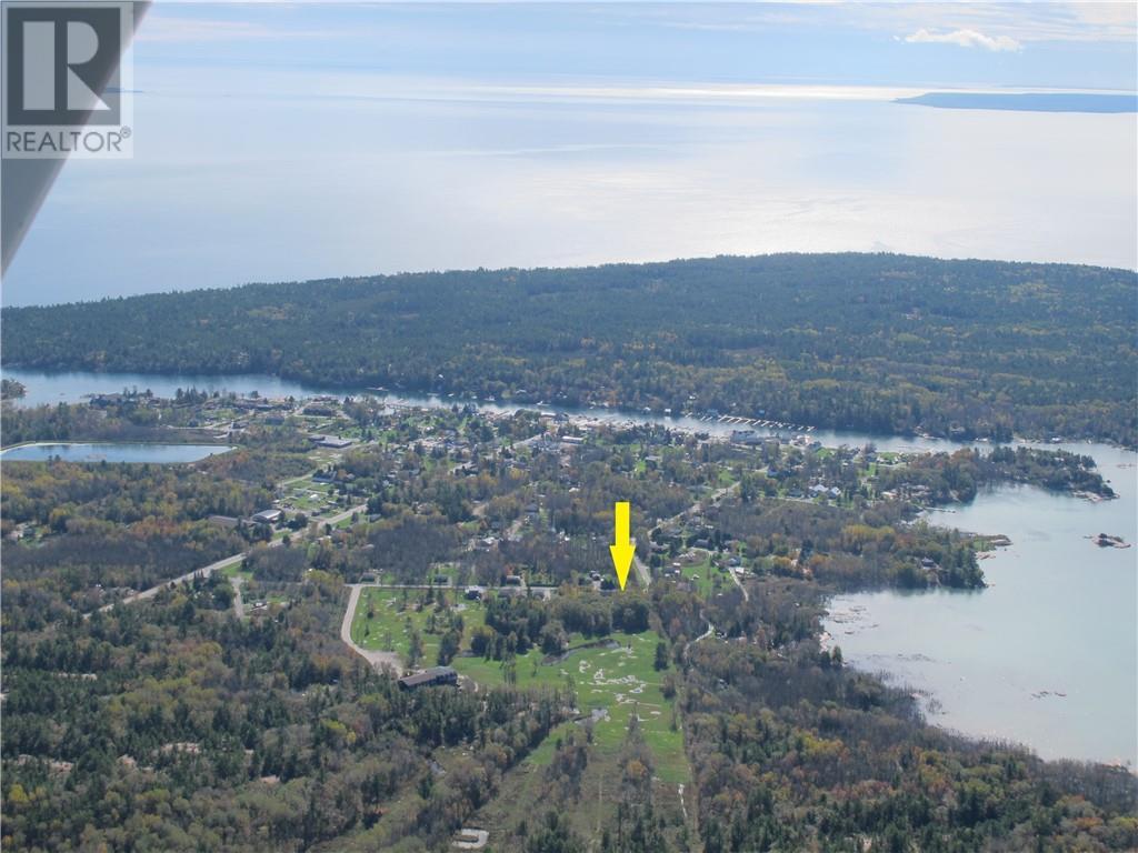 40 Noble, Killarney, ON