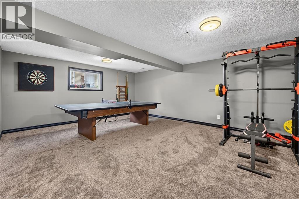 195 Locheed Drive, Hamilton, ON