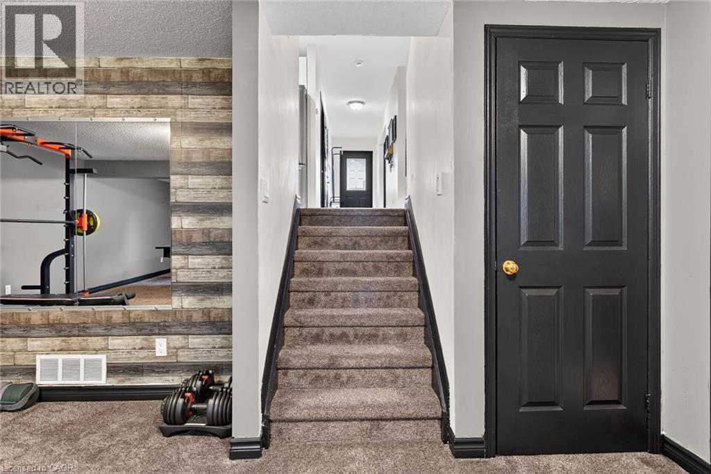 195 Locheed Drive, Hamilton, ON
